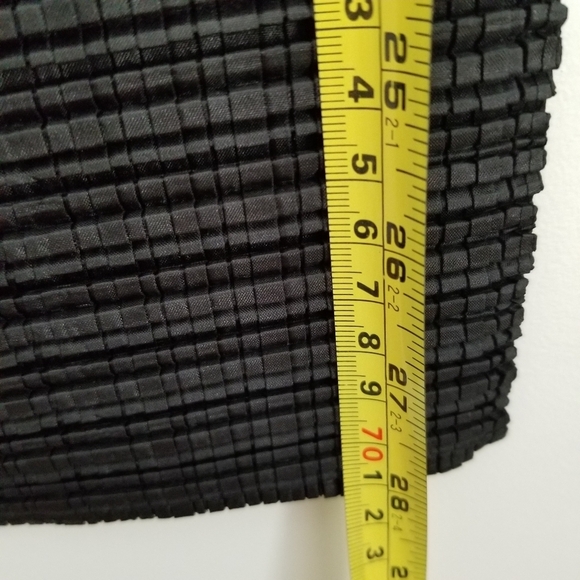 Calvin Klein Women's Top Size S/M Small Medium Black Sleeveless Textured Stretch - Picture 6 of 9